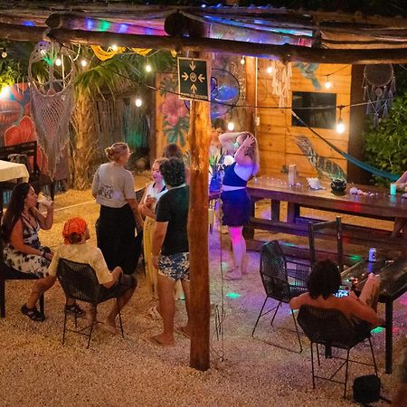 Mapache Hostel & Camping Holbox Extérieur photo